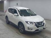 2019 NISSAN X-TRAIL