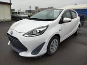2017 TOYOTA AQUA