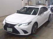 2019 LEXUS ES