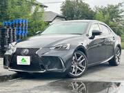 2017 LEXUS IS