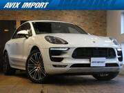 2016 PORSCHE MACAN