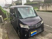 2010 NISSAN ROOX
