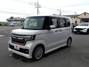 2022 HONDA N-BOX CUSTOM