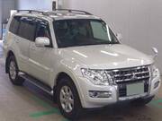 2020 MITSUBISHI PAJERO