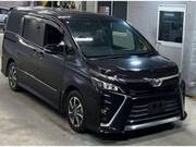 2018 TOYOTA VOXY