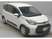 2023 TOYOTA SIENTA