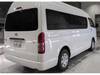 TOYOTA HIACE COMMUTER