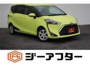 2021 TOYOTA SIENTA
