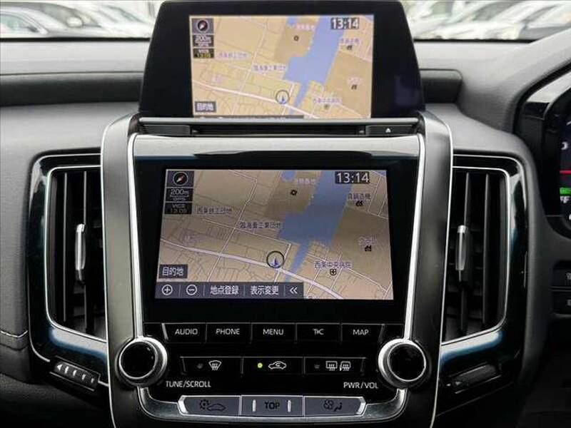 2019 TOYOTA CROWN for sale - photo 4