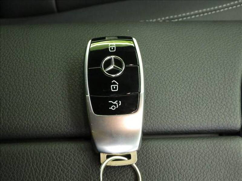2020 MERCEDES BENZ E-CLASS SEDAN for sale - photo 10