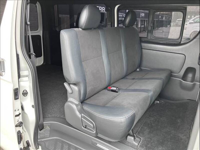 2018 TOYOTA HIACE VAN for sale - photo 9