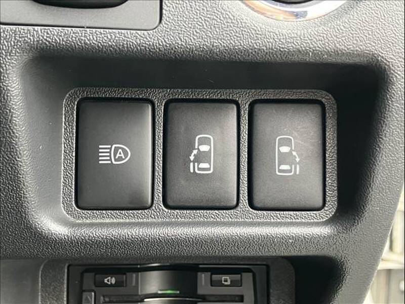 2017 TOYOTA REGIUS ACE VAN for sale - photo 5