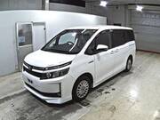 2014 TOYOTA VOXY