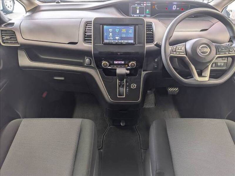 2022 NISSAN SERENA for sale - photo 4