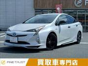 2016 TOYOTA PRIUS S
