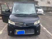 2011 NISSAN ROOX