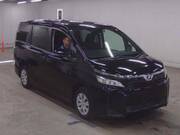 2020 TOYOTA VOXY X
