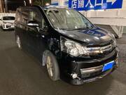 2013 TOYOTA NOAH
