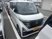2025 NISSAN ROOX
