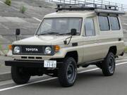 2015 TOYOTA LAND CRUISER