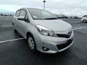 2013 TOYOTA VITZ F SMILE EDITION