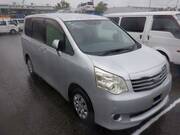2011 TOYOTA NOAH X SMART EDITION