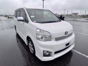 2012 TOYOTA VOXY ZS KIRAMEKI II