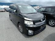 2012 TOYOTA VOXY
