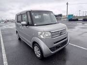 2017 HONDA N-BOX