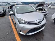 2016 TOYOTA VITZ F