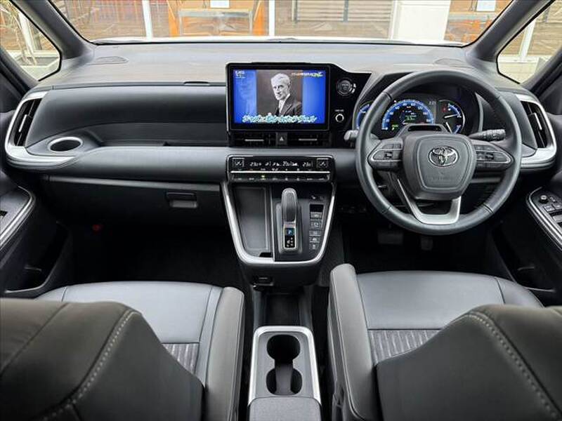 2024 TOYOTA NOAH for sale - photo 3