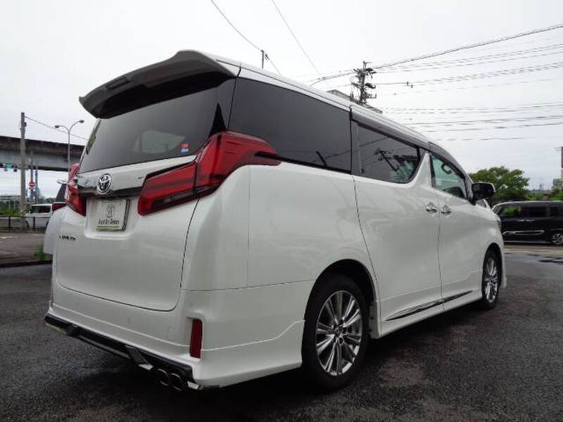 2022 TOYOTA ALPHARD for sale - photo 3