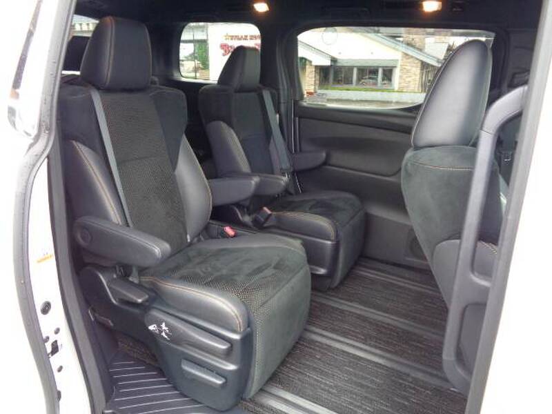2022 TOYOTA ALPHARD for sale - photo 9
