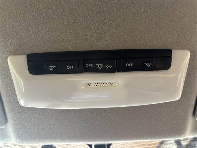 2018 NISSAN SERENA for sale - more photos