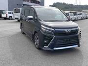 2018 TOYOTA VOXY