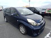 2013 TOYOTA ISIS