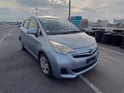 2013 TOYOTA RACTIS G