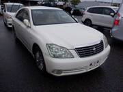2005 TOYOTA CROWN