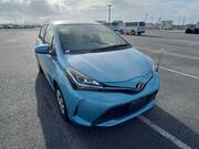2015 TOYOTA VITZ F