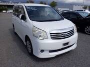 2011 TOYOTA NOAH X SMART EDITION