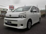 2010 TOYOTA VOXY X L EDITION
