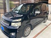2012 TOYOTA VOXY