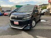 2014 TOYOTA VOXY