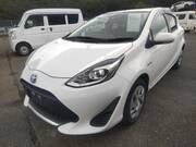 2019 TOYOTA AQUA