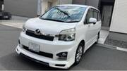 2011 TOYOTA VOXY