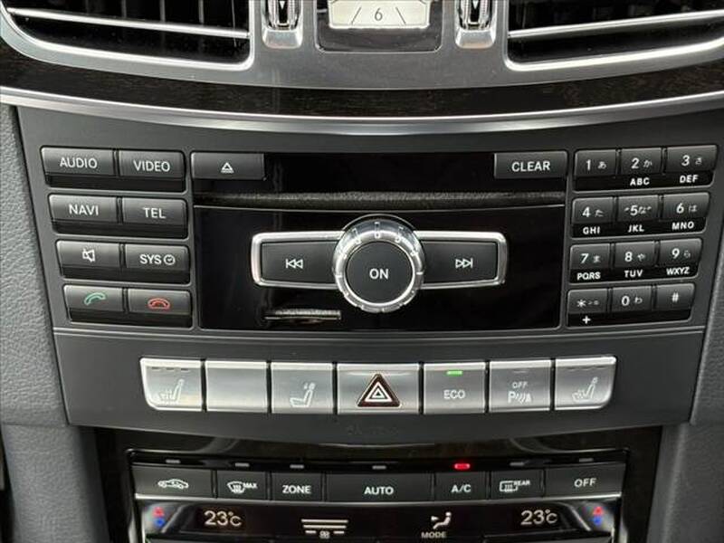 2013 MERCEDES BENZ E-CLASS SEDAN for sale - more photos