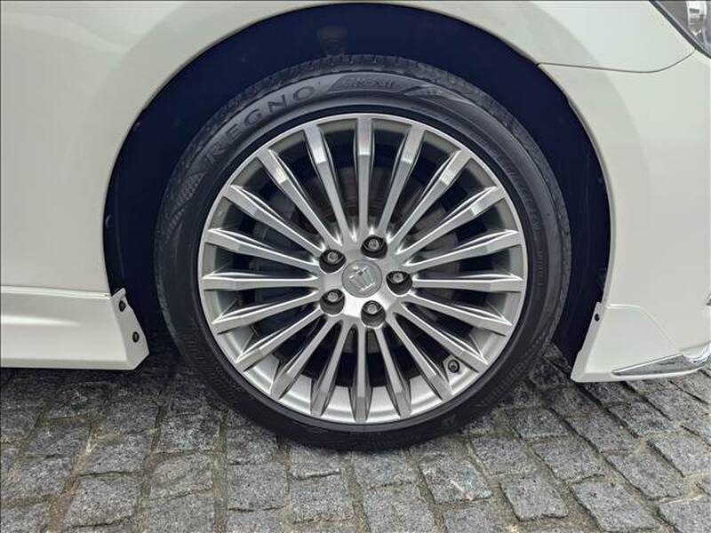 2014 TOYOTA CROWN MAJESTA for sale - photo 7