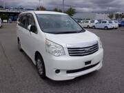 2011 TOYOTA NOAH X