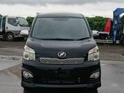 2013 TOYOTA VOXY