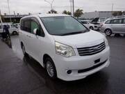 2011 TOYOTA NOAH X SMART EDITION